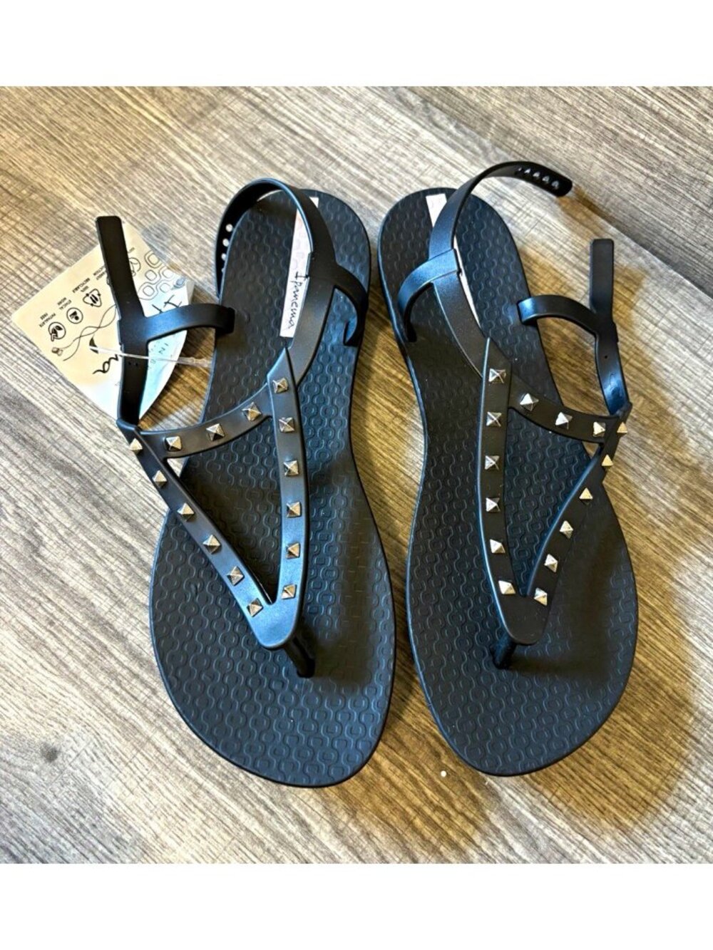 Ipanema Women's Black Studded Thong Sandals Adjustable Strap US 9